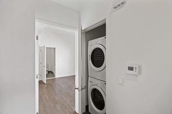 In-suite washer and dryer